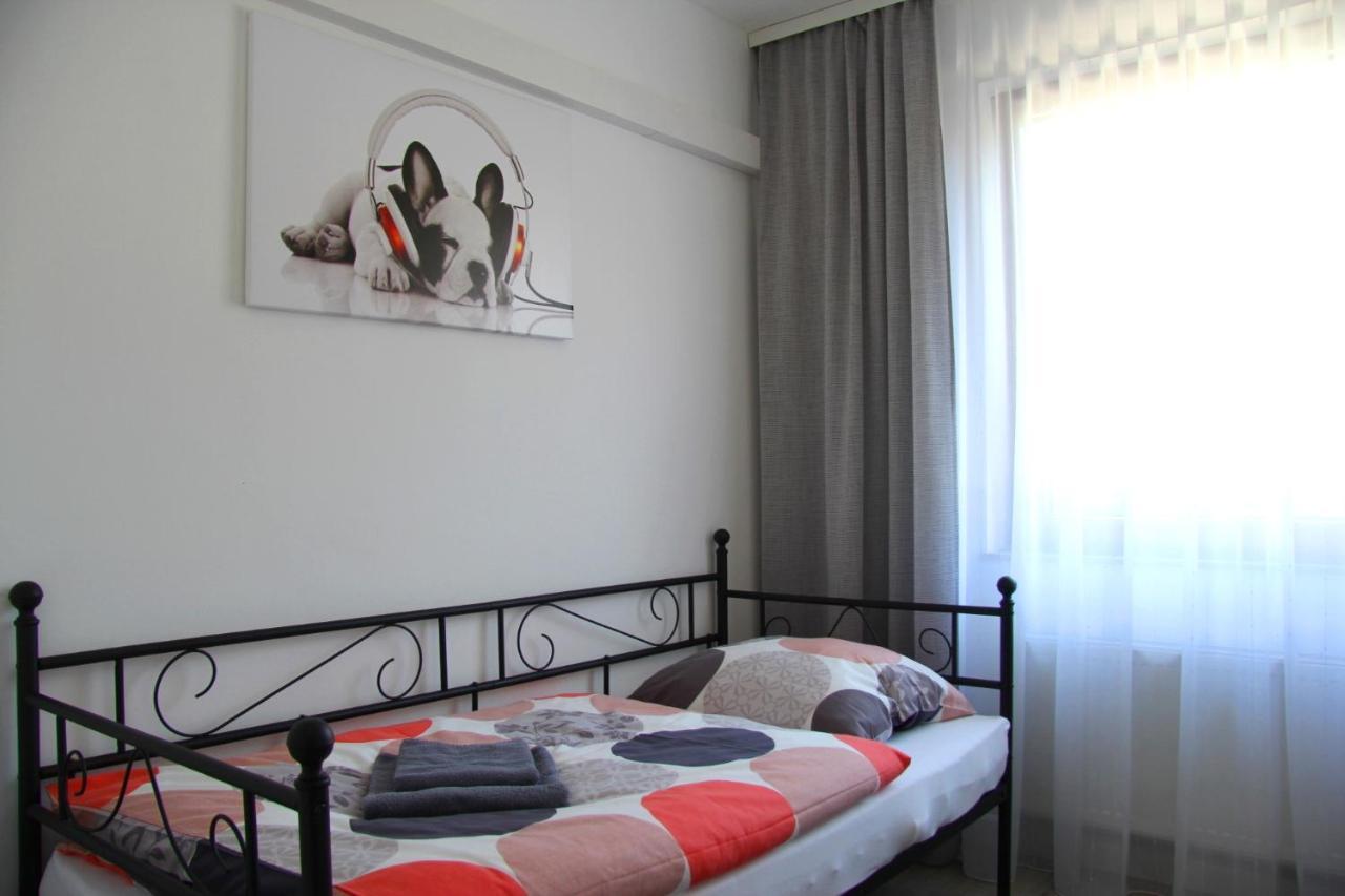 Geraeumige 4 Zimmer Wohnung An Den Kaiserthermen Trier Exteriör bild